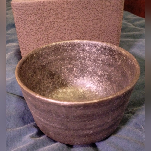 BRAND NEW Ceremonial Matcha Bowl, Matcha Whisk & Kurashi Book by Marie Kondo - Picture 5 of 13